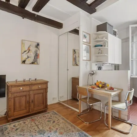 Apartament Bnbnova - La Seine & Rivoli Paryż